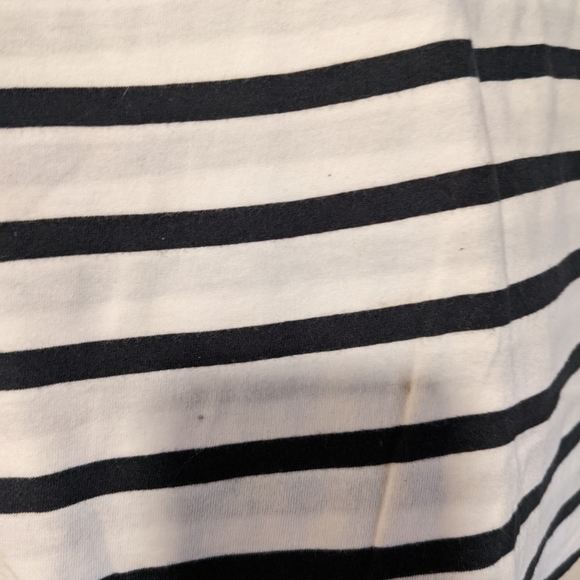 *10/$10* Women's Old Navy Striped Pineapple T-shirt Tee - Size Small - Picture 4 of 6